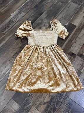Francesca's Franki Gold Smocked Velvet Top‎